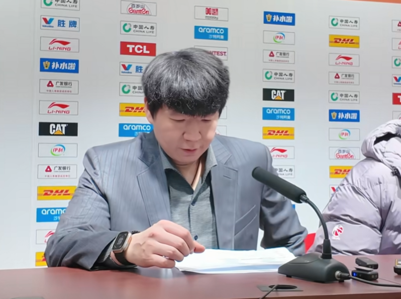 APP下载-胜广厦发布会！邱彪直指抢上半场，不满对布朗防守，点赞3将发挥